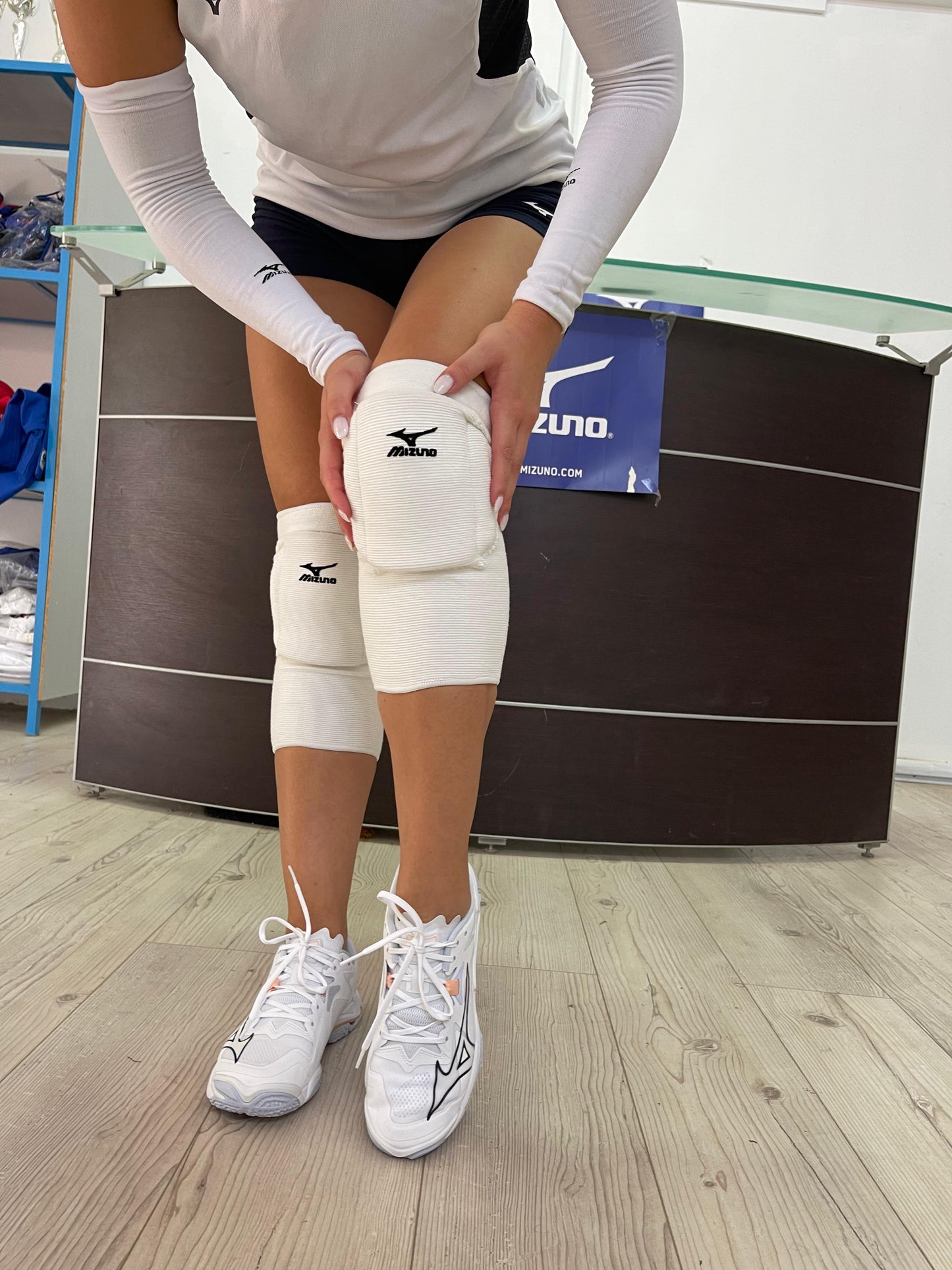 VOLLEY KNEEPAD WHITE (PAIR)